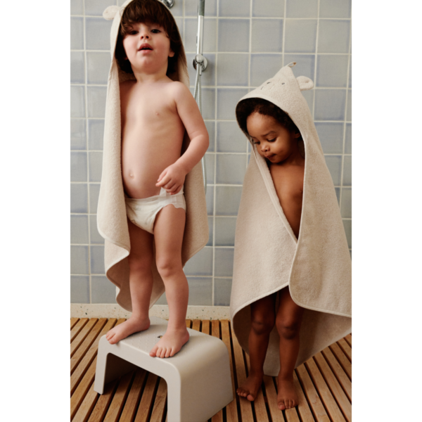 Albert Polarbear Hooded towel - Image 3