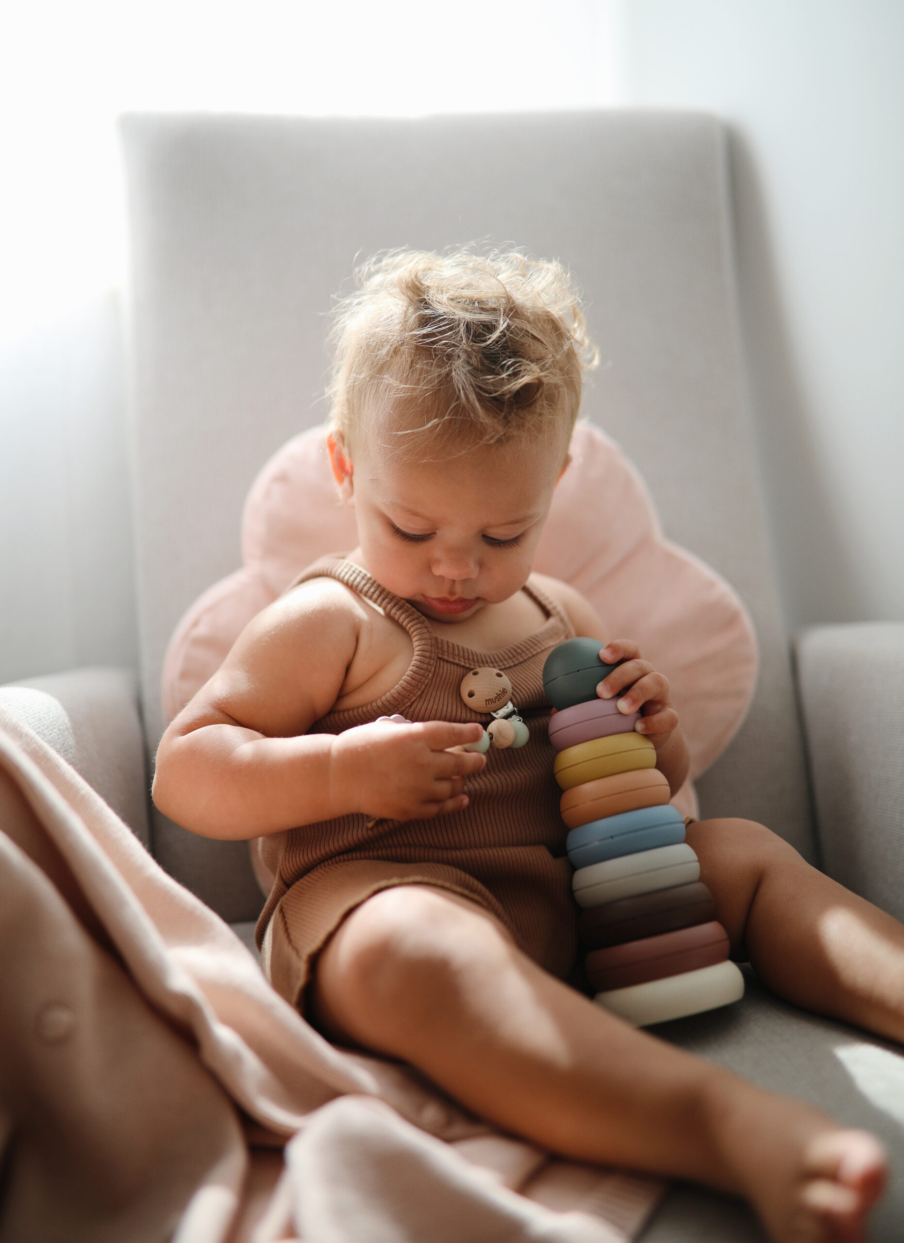 Mushie - Stacking rings original silicone,