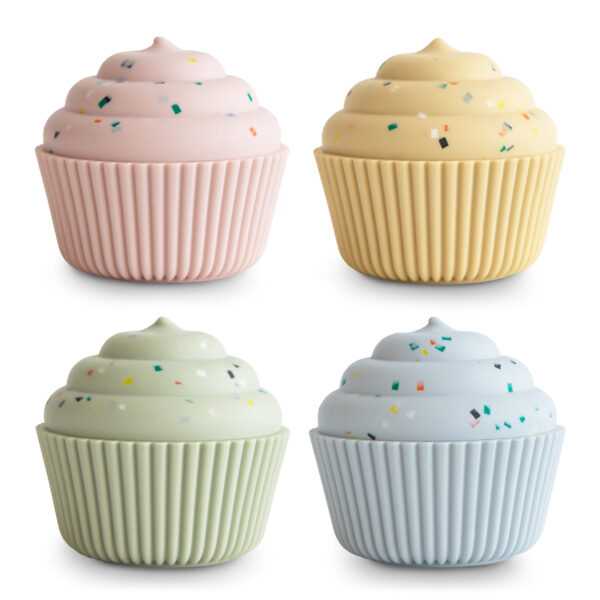 Mix and match cupcake toy