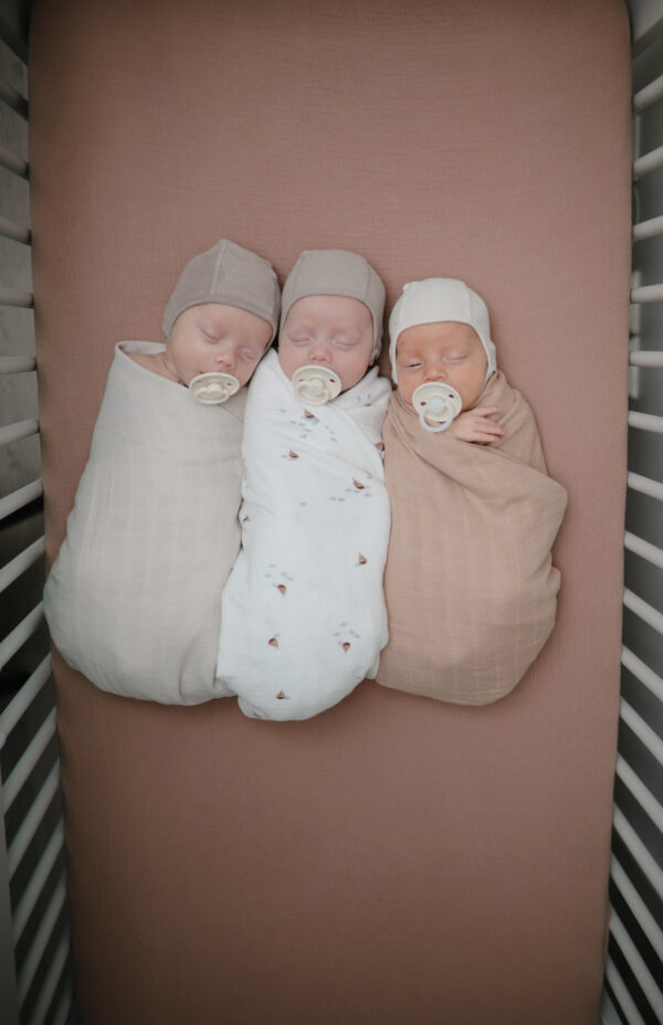 Twins shoot 36