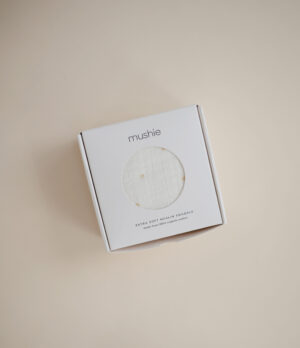 Mushie - Swaddle Bees, big sized, organic cotton