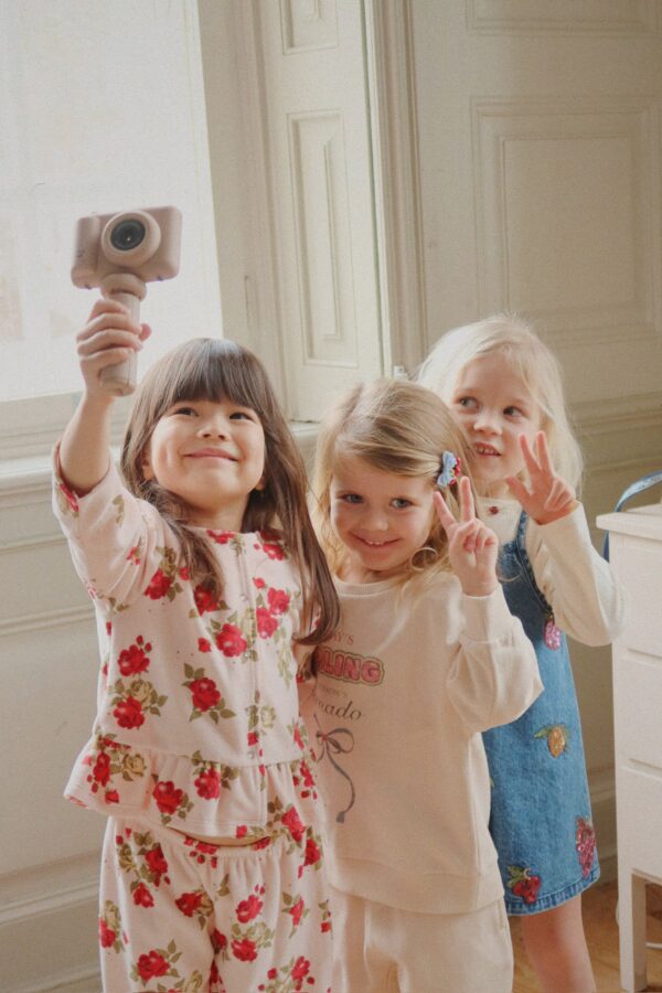 Konges slojd - digital camera for kids, with games, selfie, pink with cherry