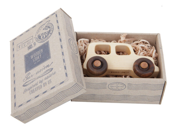 4. OFF ROAD VEHICLE IN PAPER BOX