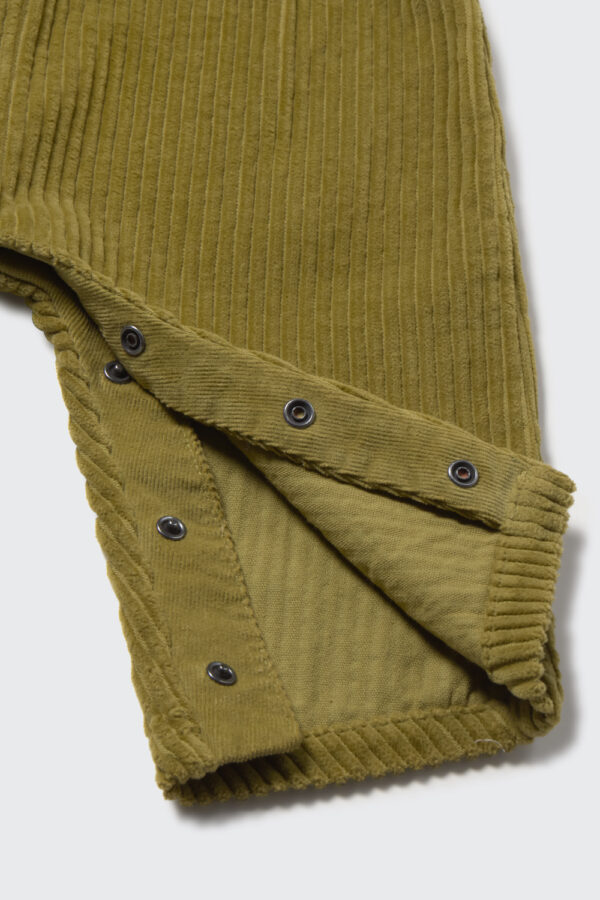 DAX247w6 green wide wale corduroy
