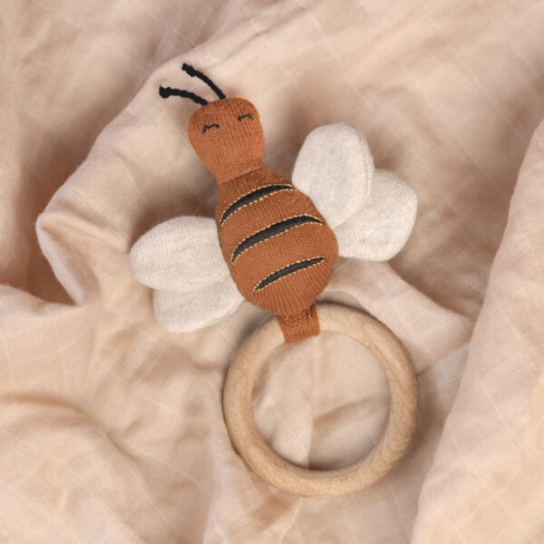 Betty the Bee Teether Ambiance