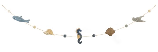 Underwater Garland Baby Bello scaled