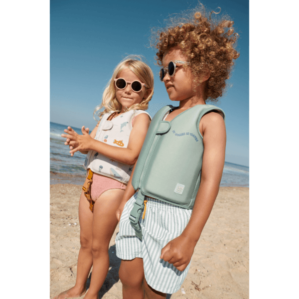 Dove Swim Vest  It comes in waves - Image 9